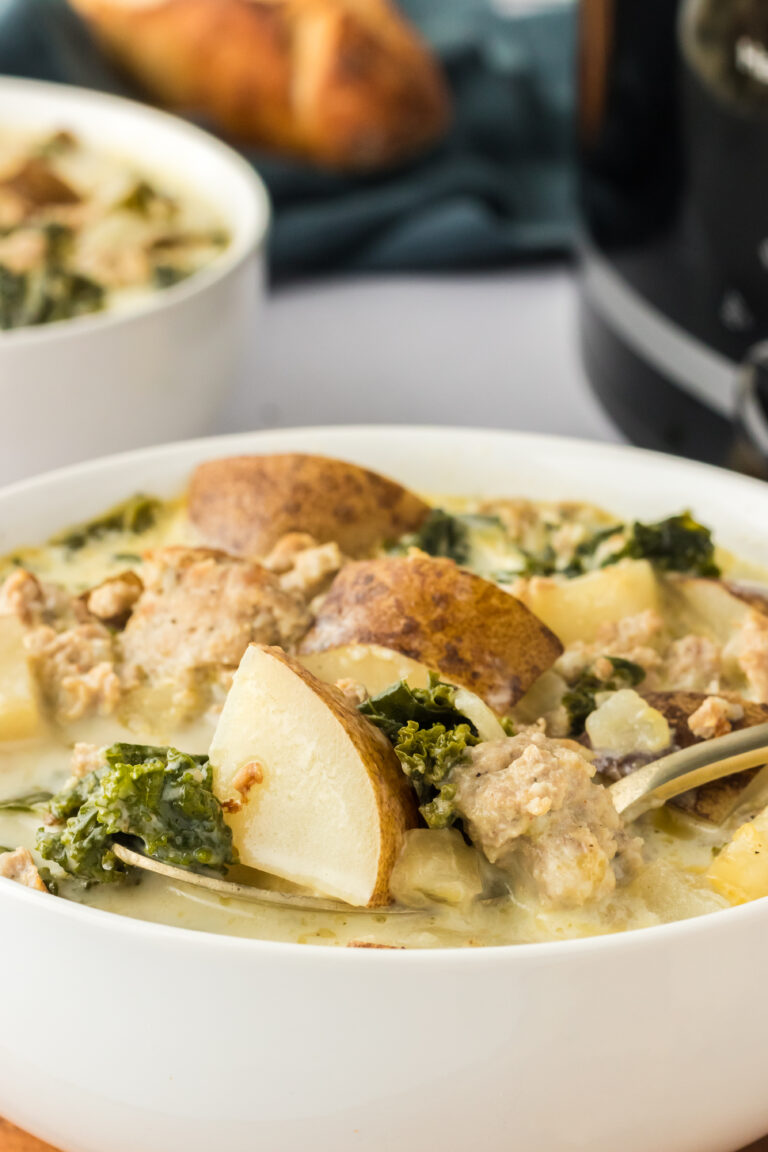Slow Cooker Creamy Zuppa Toscana Soup Recipe